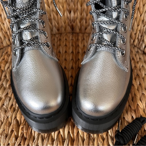 New Dr.Martens Silver Metallic Jadon Max - Picture 4 of 12